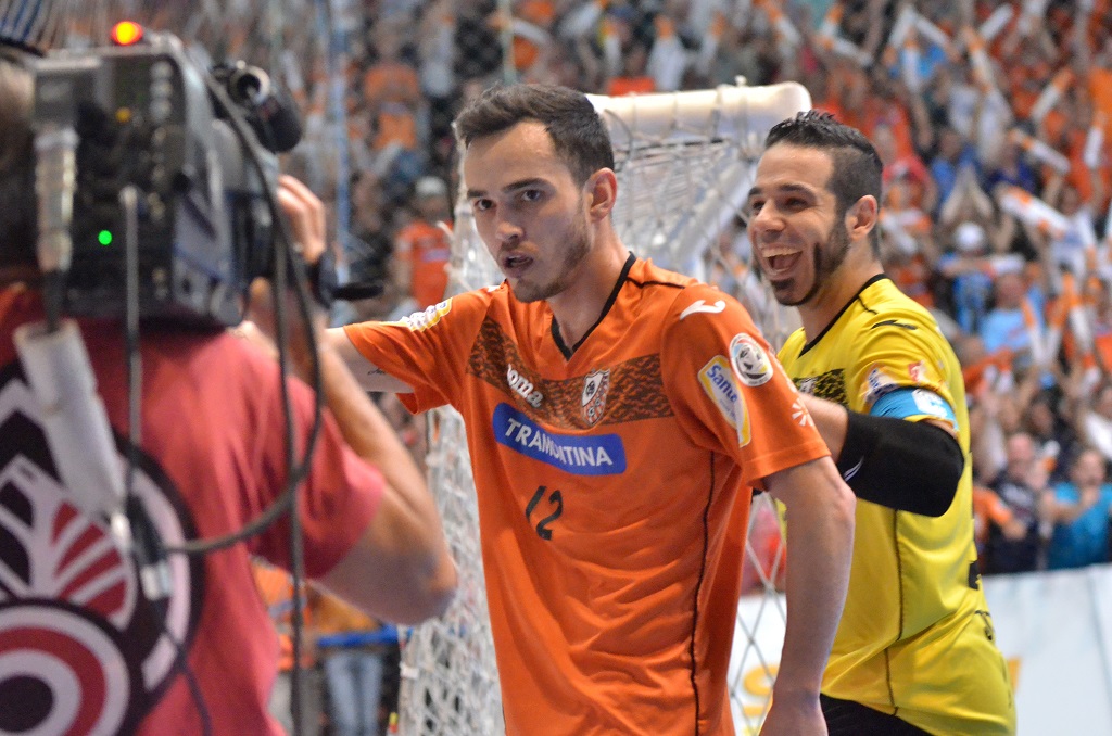 Joinville vence Carlos Barbosa e garante vaga na semifinal da LNF, futsal